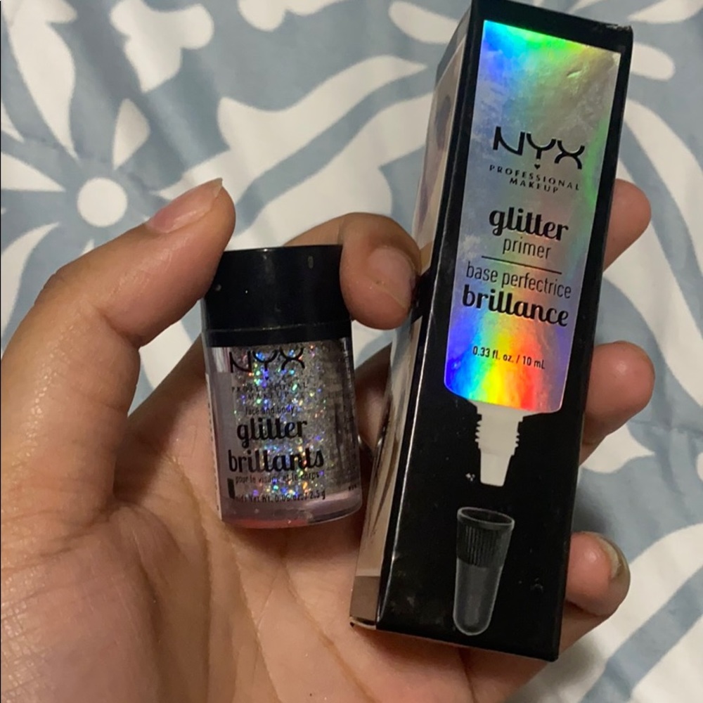 NYX GLITTER AND GLUE